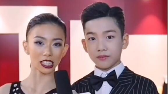 王崇墨和李茉晗精彩采访片段，“神仙组合”闪亮登场