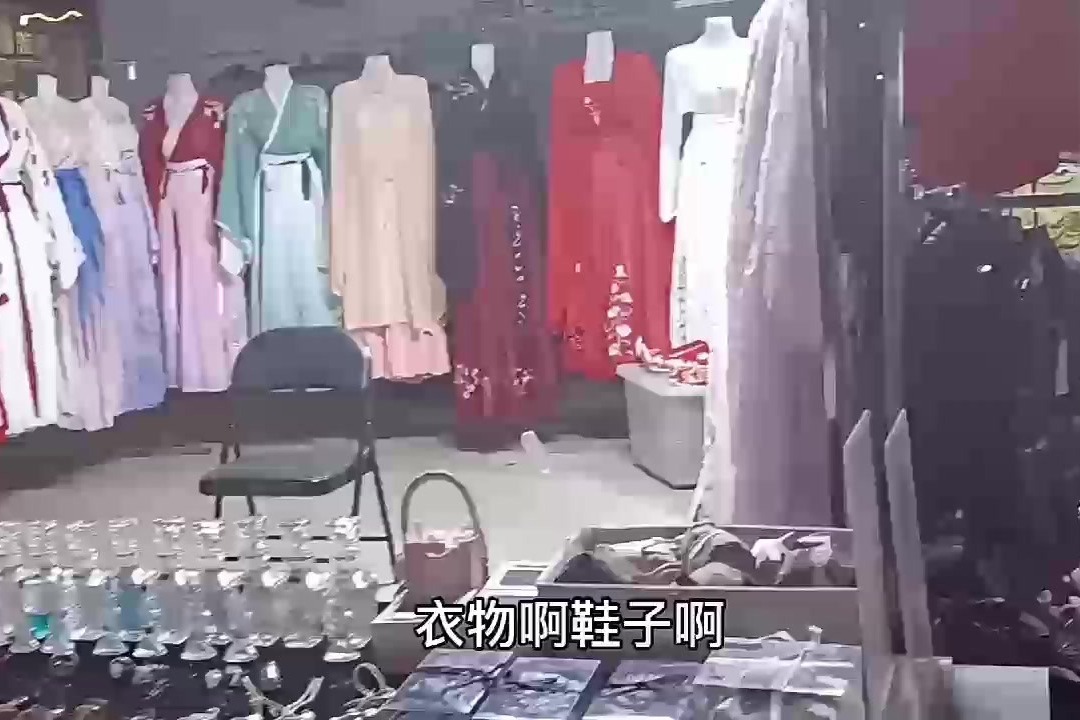 逛逛济南最大的夜市，实拍热闹的环联夜市，建议来这里少吃烤串