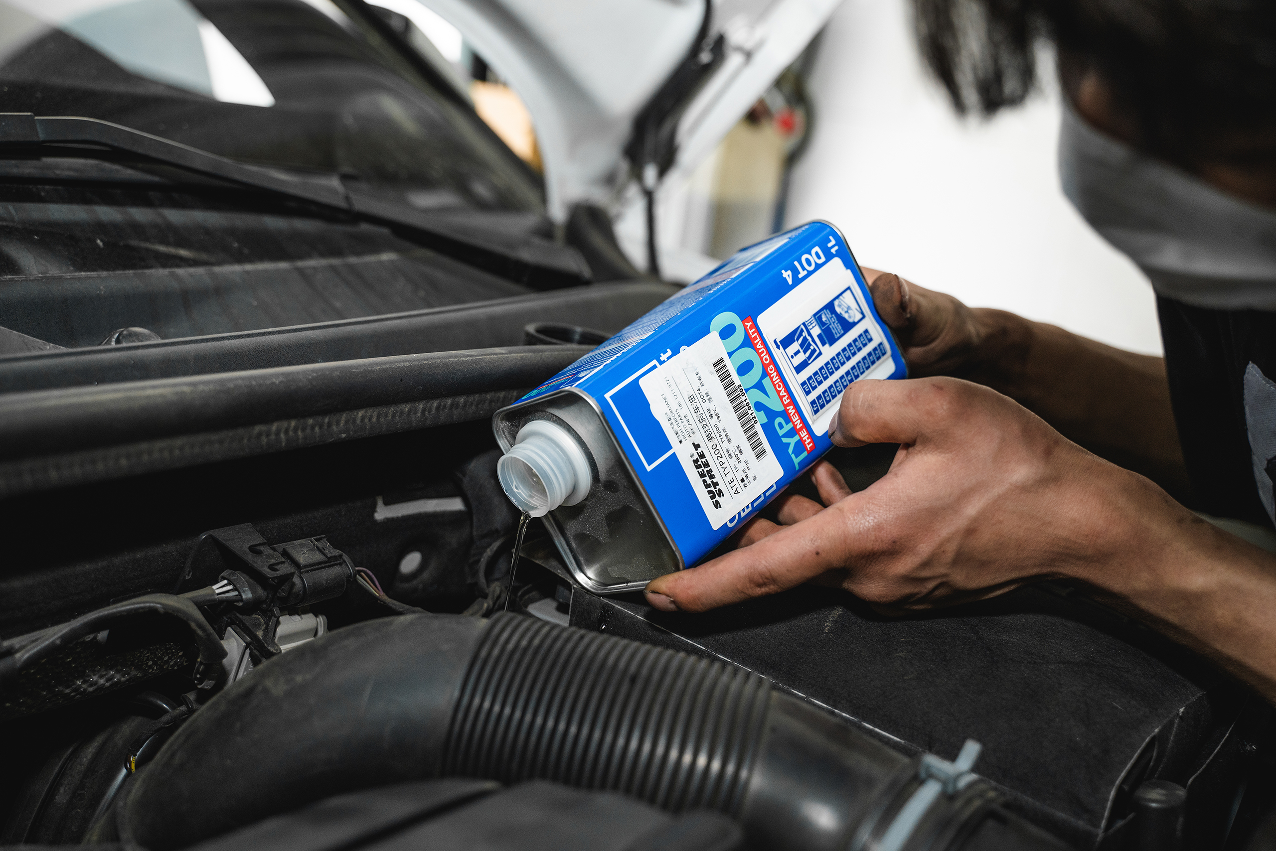 进口配件德系精养,奥迪a3保养更换摩特8100 0w-40酯类全合成机油