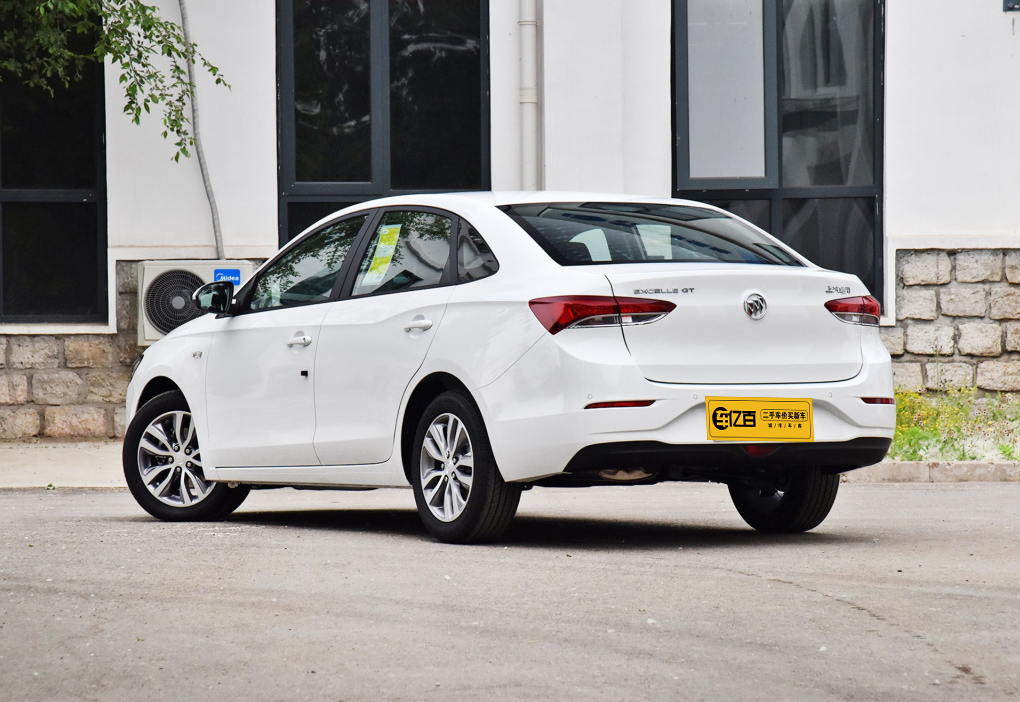 别克英朗 2020款 15t 指导价12.89万 小运损已修复 特价出