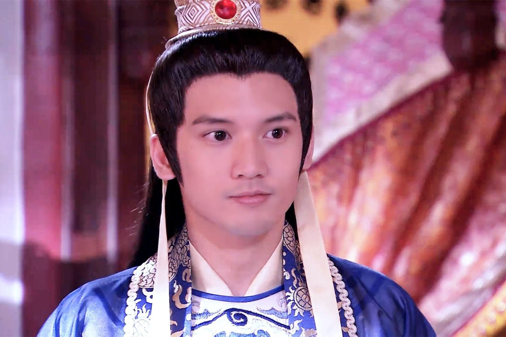 此皇帝有十六个孩子除了女儿儿子一个都没成活谁来当储君