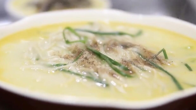 宝应氾水鲜掉眉毛长鱼面