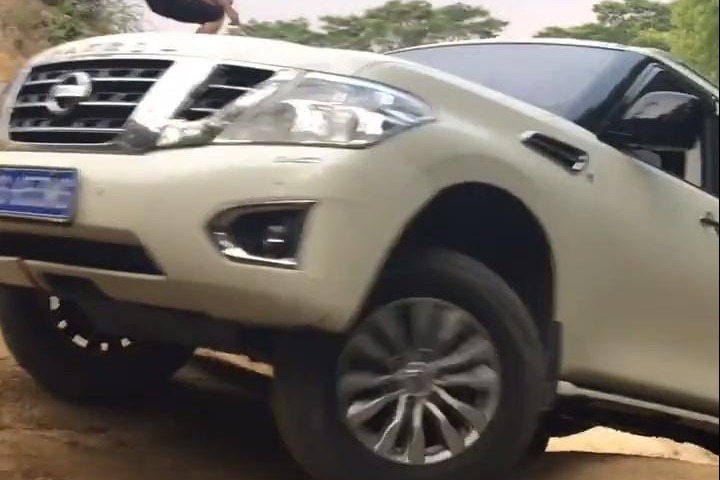 途乐这破没上去，哈弗H9可以么？