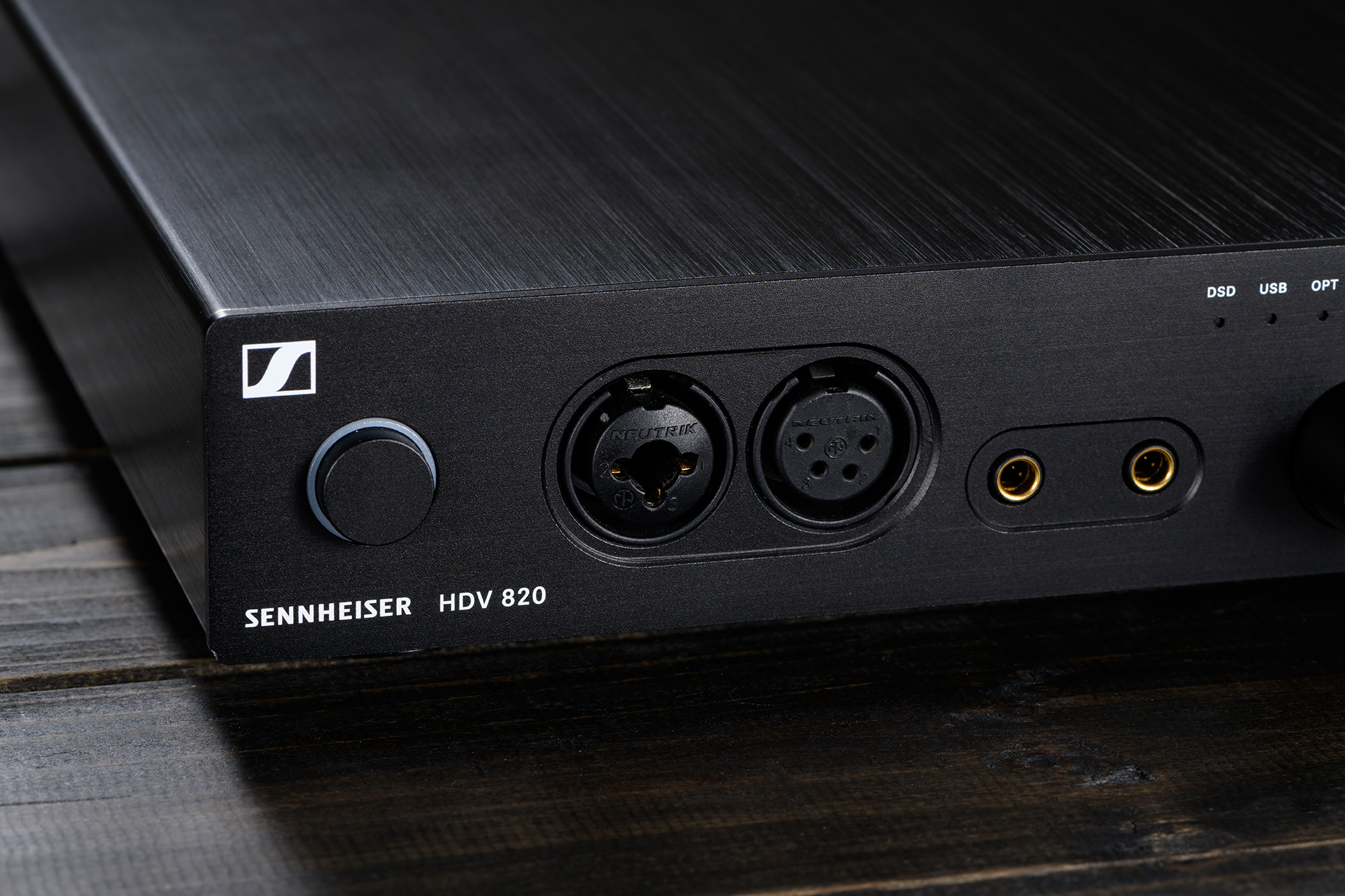 森海塞尔hd820耳机图赏森海塞尔的顶级旗舰