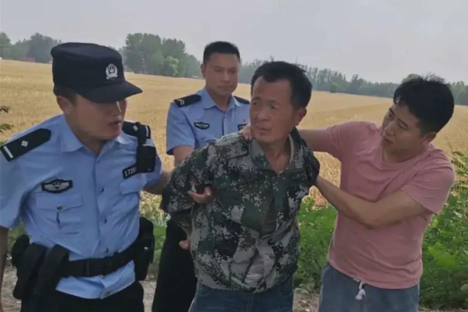视频曝光！河南警民联手 抓获安徽公安悬赏通缉的重大刑案嫌疑人