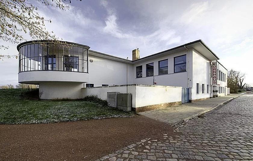 说起大名鼎鼎的百年包豪斯,我们在意的是什么?__凤凰网