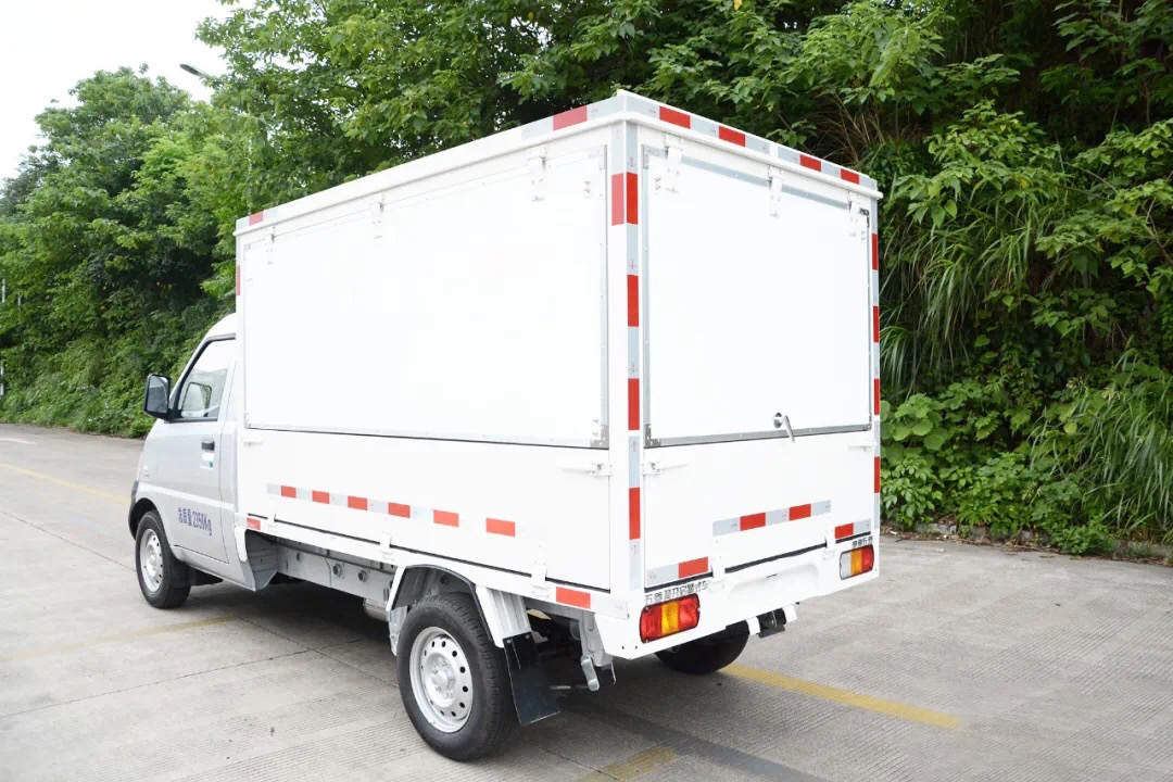 造物·新鲜事丨人间烟火味,最抚凡人心,五菱推出翼货车