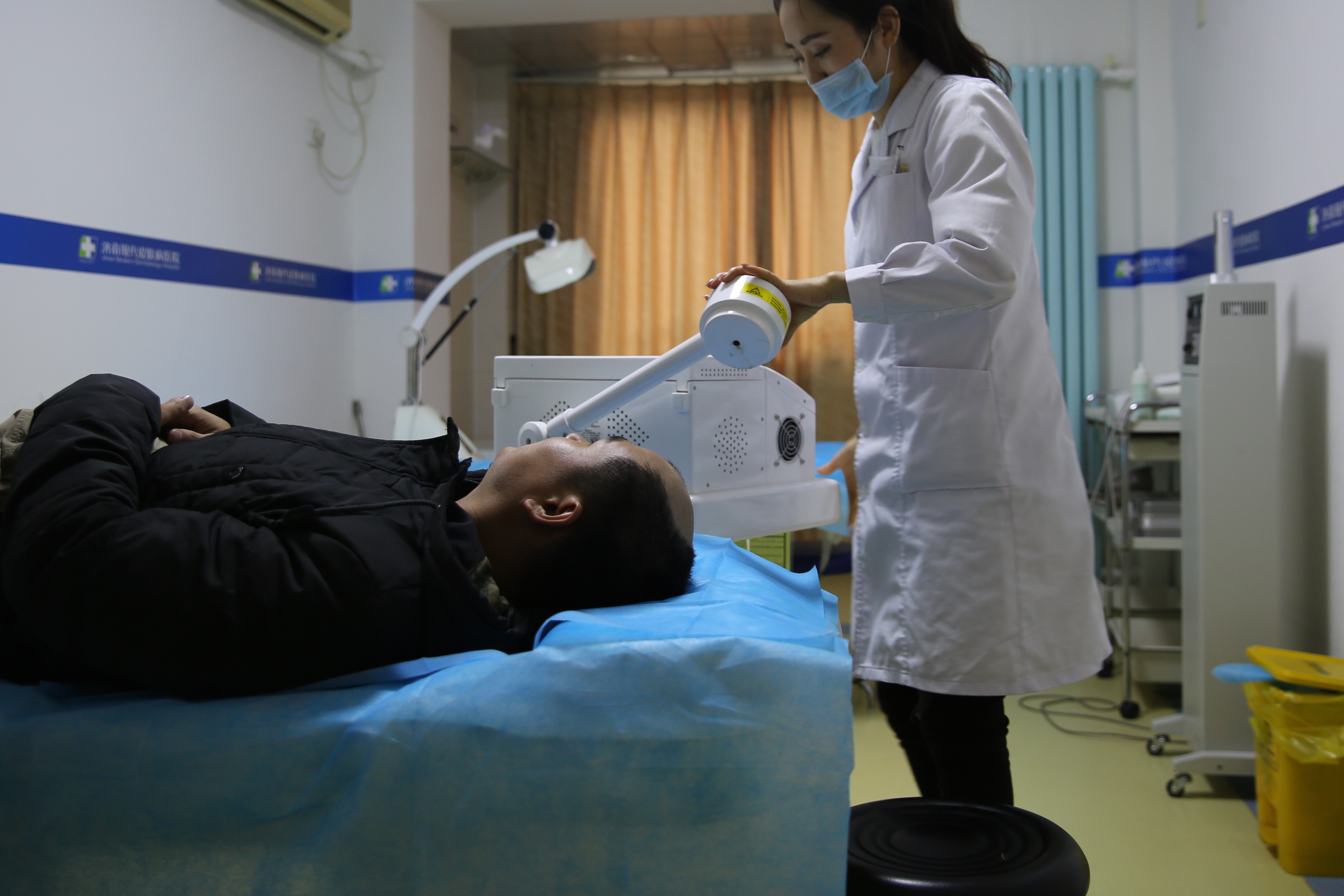 济南现代皮肤病医院：产后脱发的治疗方法。_凤凰网视频_凤凰网