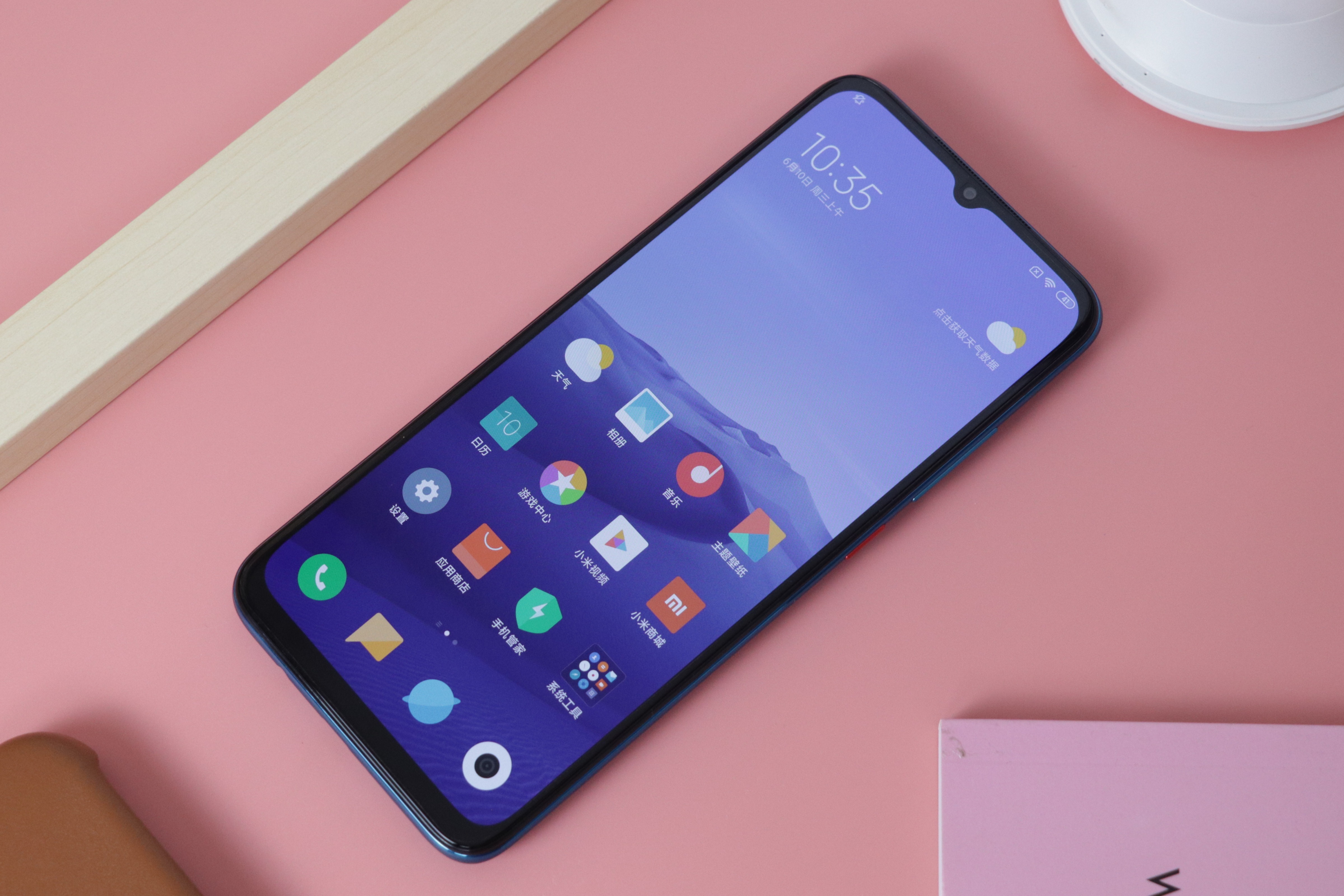 开箱redmi 10x pro,整机表现不错:但有一处小伙儿给差评