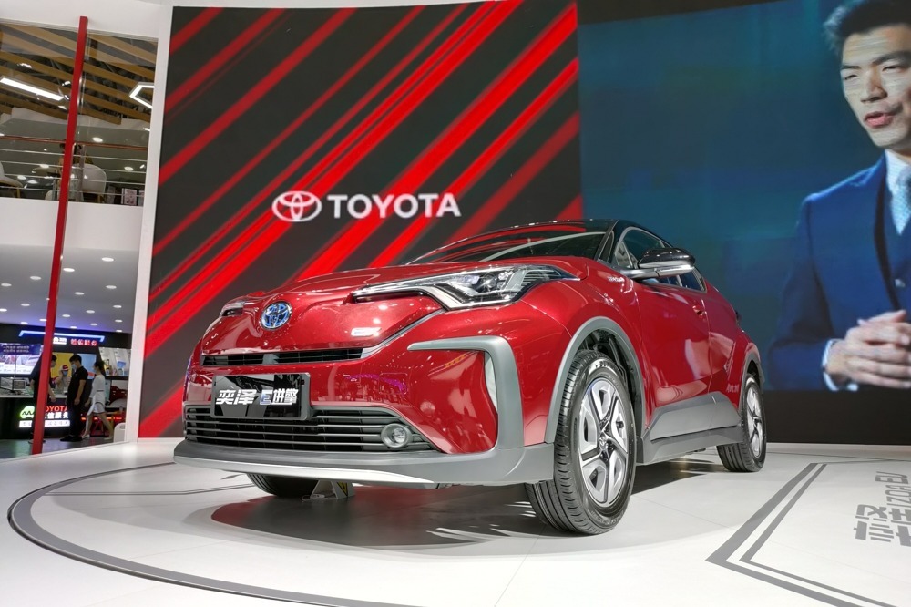 一分钟带你看懂重庆车展上的一汽丰田奕泽E进擎