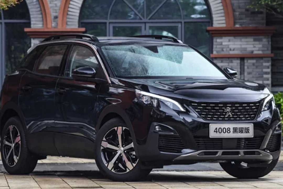 年轻人买车新选择！东风标致4008黑曜版，外观炫酷细节满满