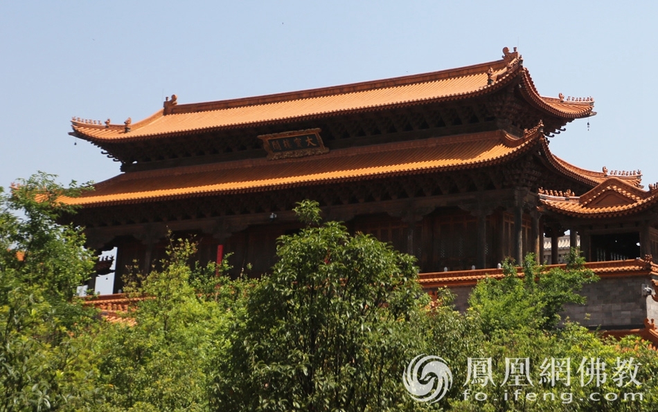 昆明宝泉寺:供奉全国最大室内大势至菩萨像