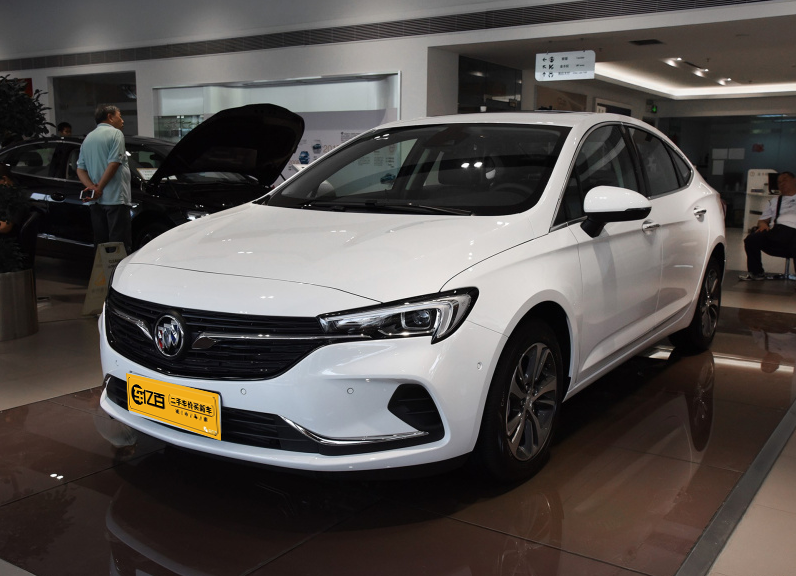 别克威朗2020款20tcvt豪华型一年质保