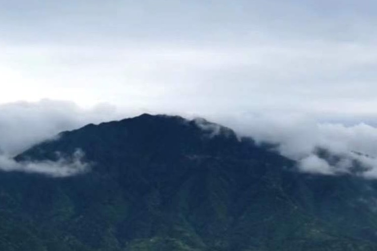 怀化鹤城区雨后初霁凉山景区美若仙境