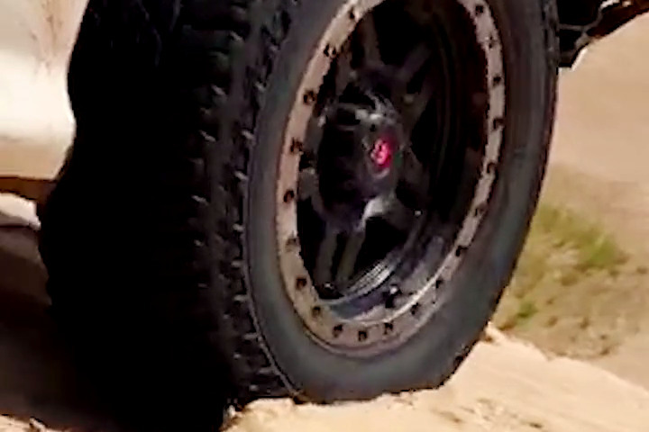 轰九大队 硬派越野 哈弗h9给你打个样