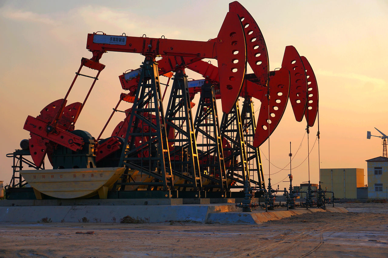 胜利海上油田首次开采出无色透明超高纯度凝析原油