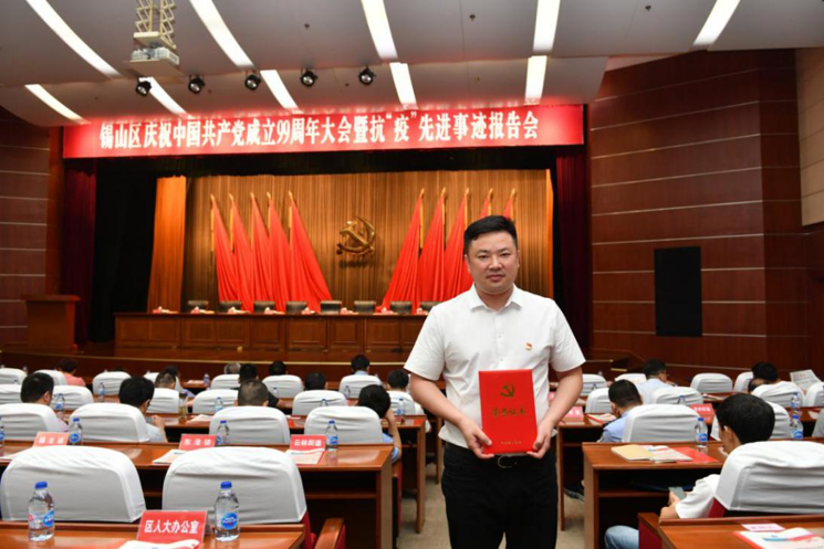 感恩用户感恩红豆感恩党访红豆股份新任总经理王昌辉