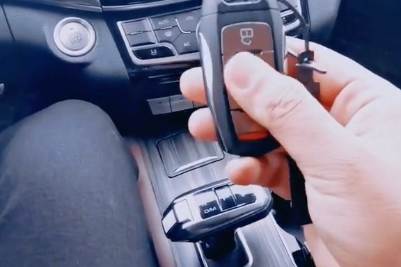 原来哈弗H9车钥匙有这么多小秘密