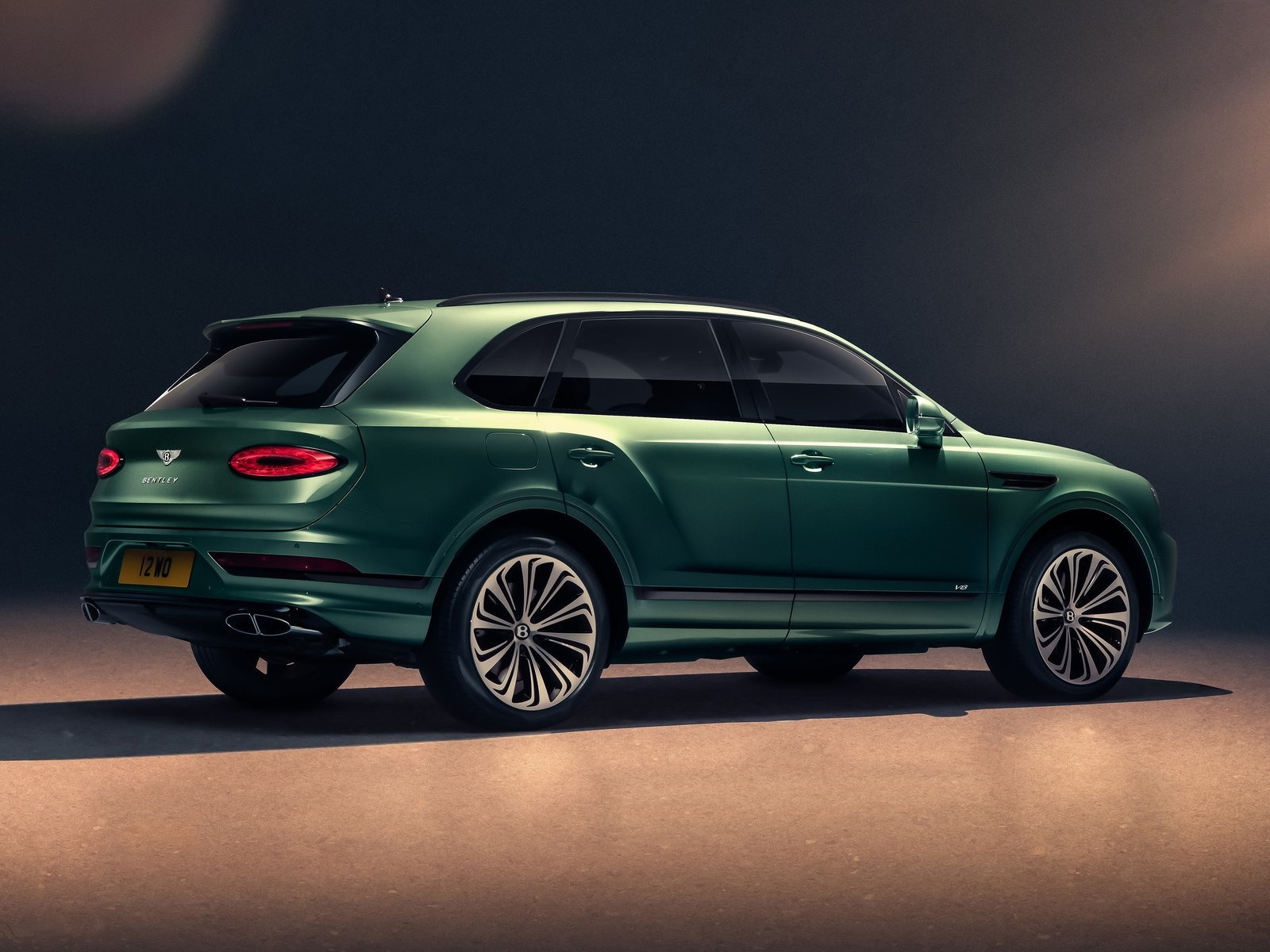 2021款宾利添越官图发布 外观内饰升级