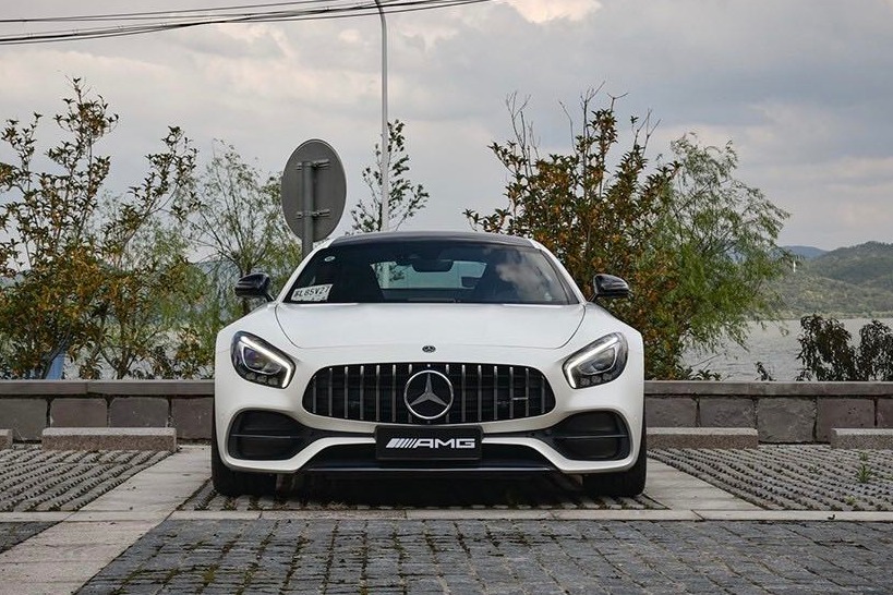 3.7秒破百的性能猛兽--试驾奔驰 AMG GT C 中国特别版