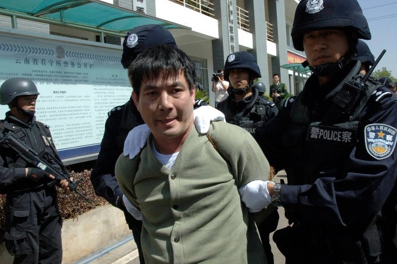 湄公河真相！毒枭勾结泰军人枪杀13中国人，中国警察追捕500天抓获