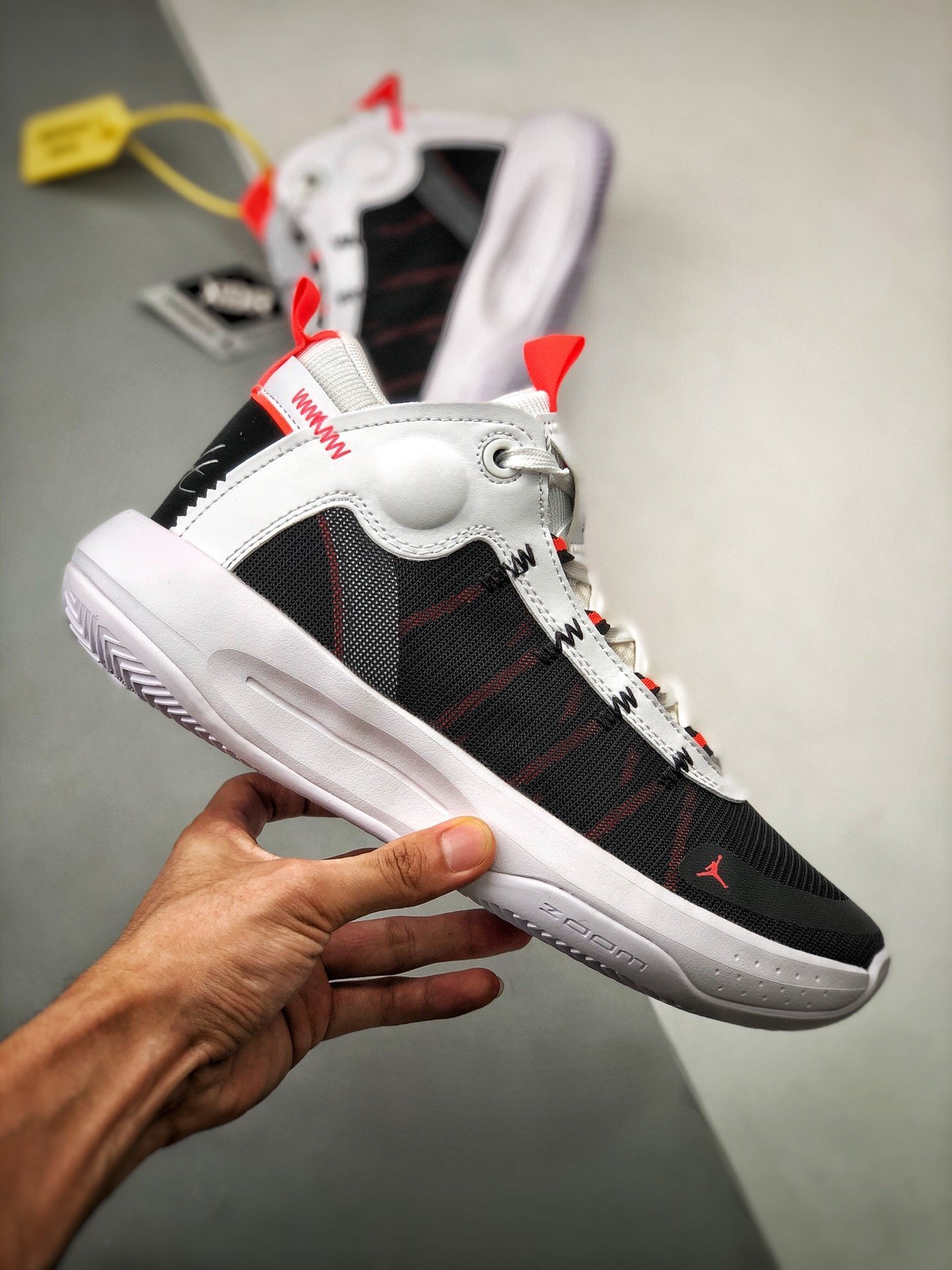 虽然是aj34的弟弟,但性能却丝毫不差!jumpman2020开箱测评