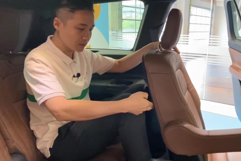 国产林肯飞行家第三排空间到底行不行