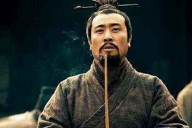 曹操哭过16次,而刘备仅哭6次,但为何大家却说,刘备是个爱哭鬼_凤凰网