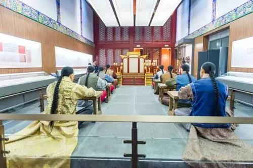 武则天对考试的贡献:武举和殿试一直延续到清朝,思想却影响至今