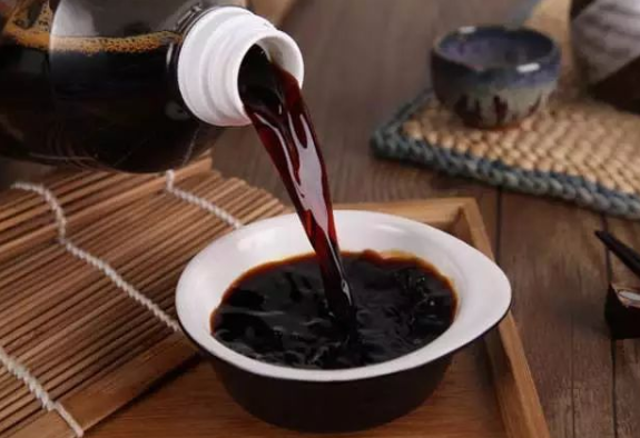 如何挑選好醬油？看“氨基酸態(tài)氮”的指標