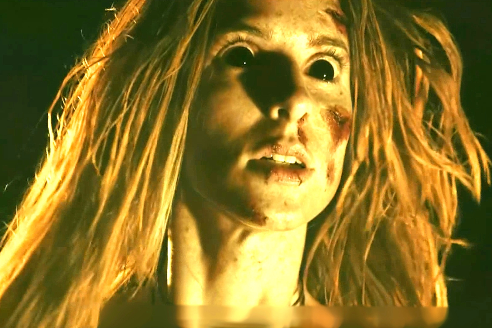 一部肢离破碎的恐怖片美女死后变丧尸疯狂追杀害死她的仇人