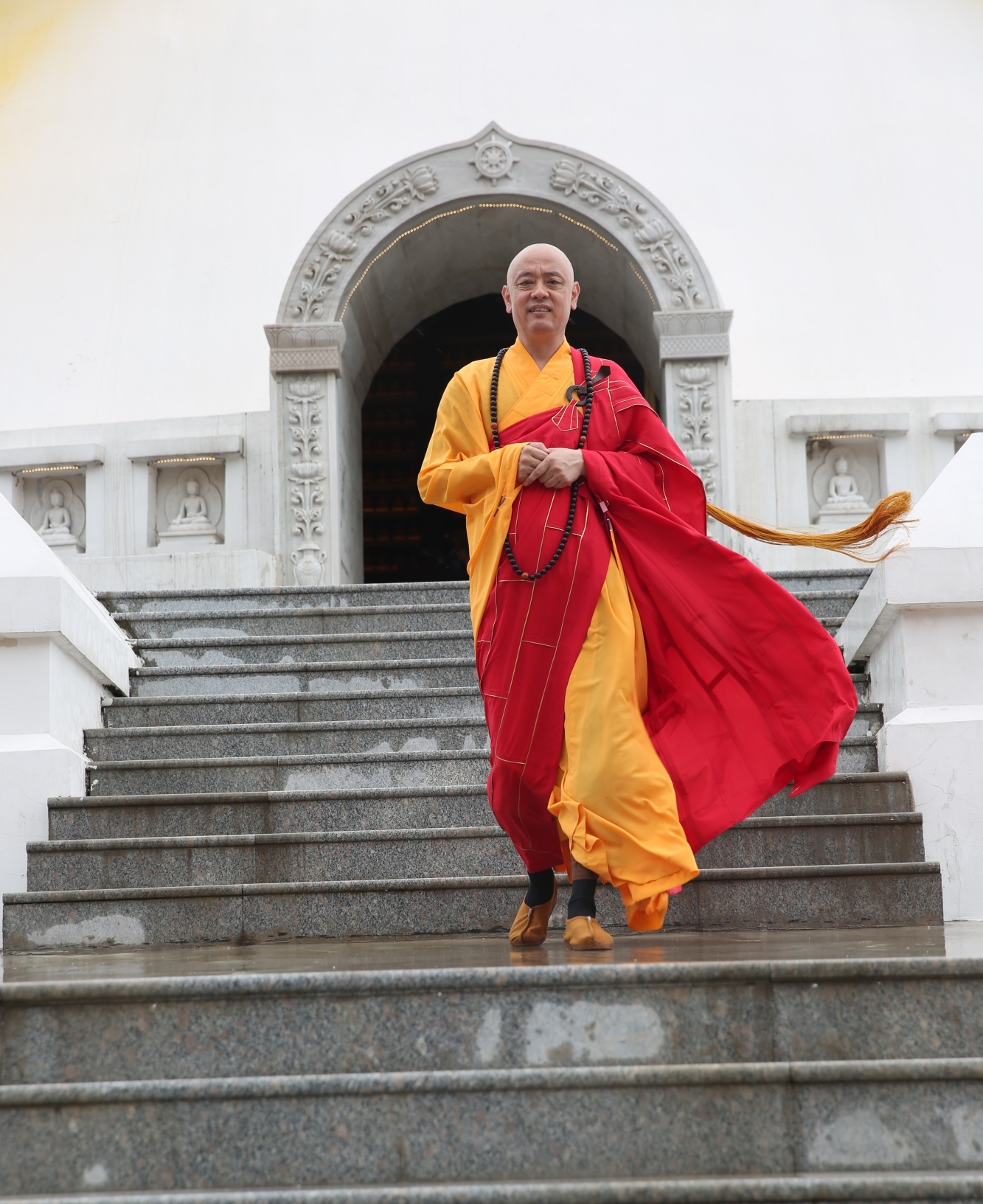 宏圆法师:念佛法门带给众生的大利益之六(念佛能速了生死)__凤凰网