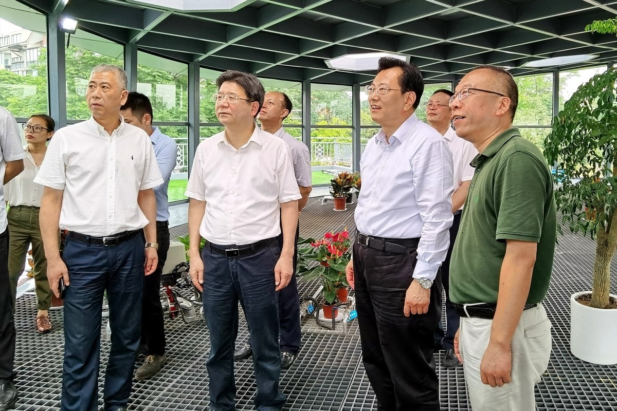 高水平打造好美丽宁波升级版裘东耀赴江北区检查环保工作