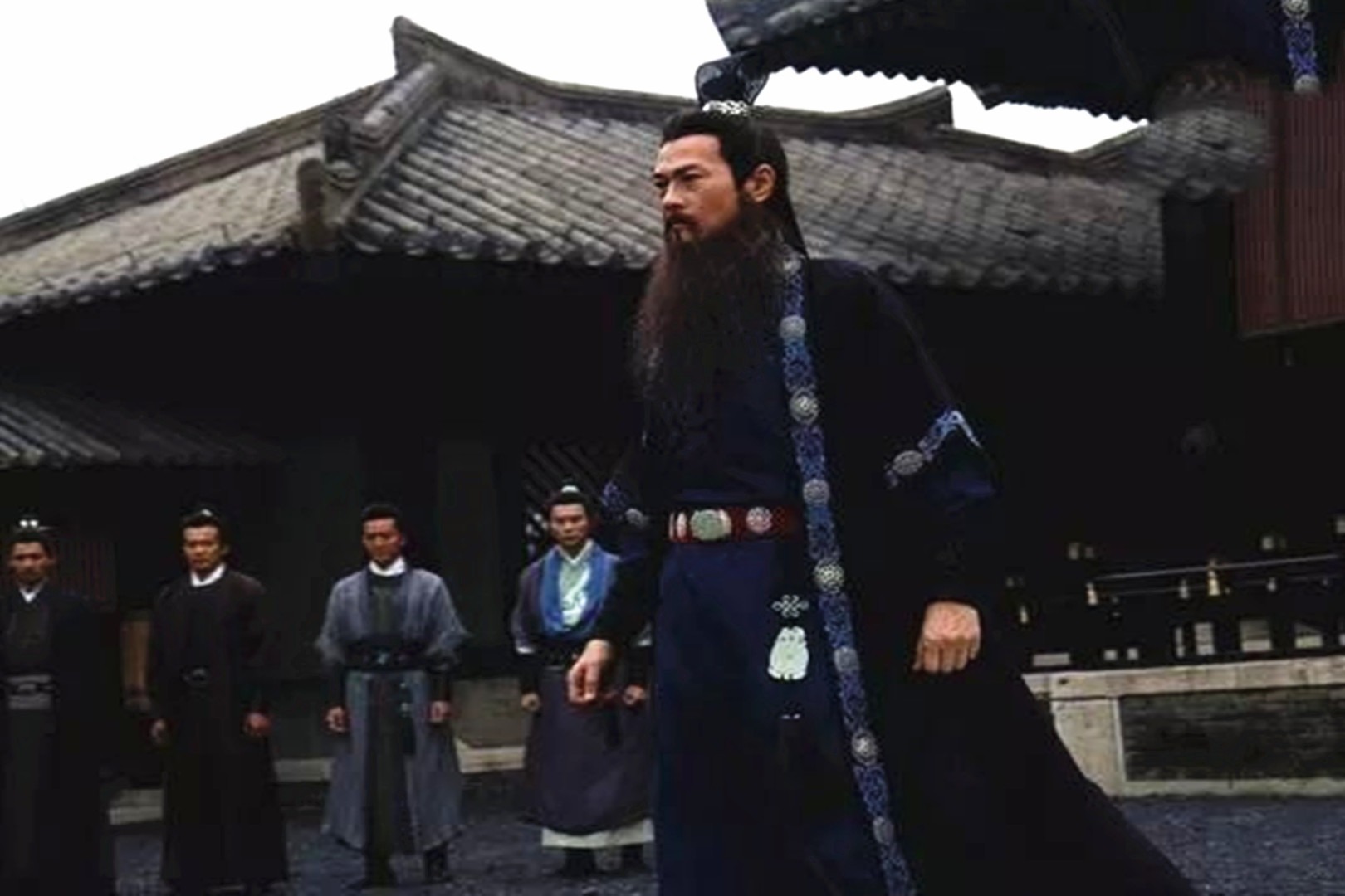 杨业为何不受宋太宗待见？有着这样的家庭背景，多少都会有些影响_凤凰网视频_凤凰网