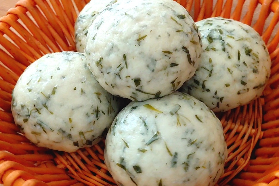 扫帚苗的全身都是宝，加一碗面粉，上锅蒸一蒸，上桌全家人抢着吃