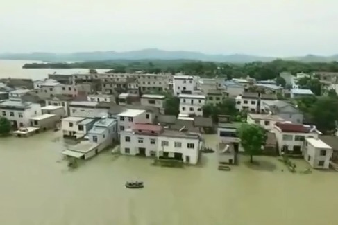 安庆市山口乡：水位暴涨 已成功转移97户396人