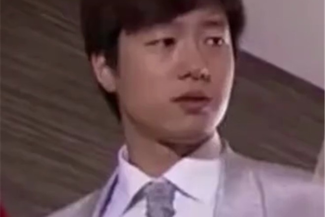 大叫你好骚的洪世贤怎么开着品如的车？！