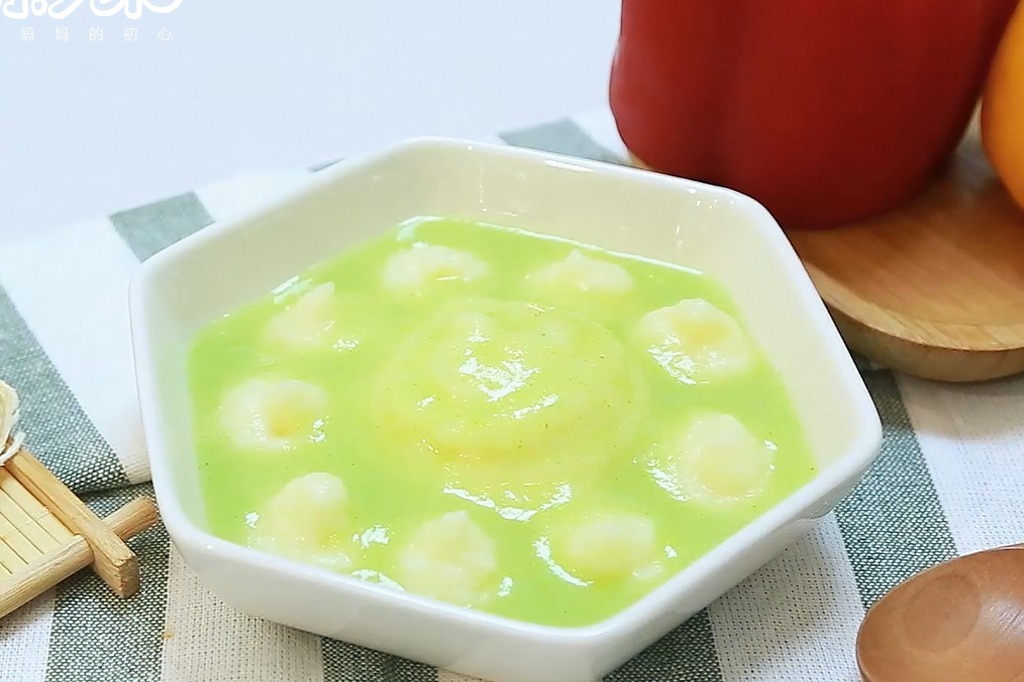 初哆咪辅食视频:西兰花土豆泥怎么做的很浓稠