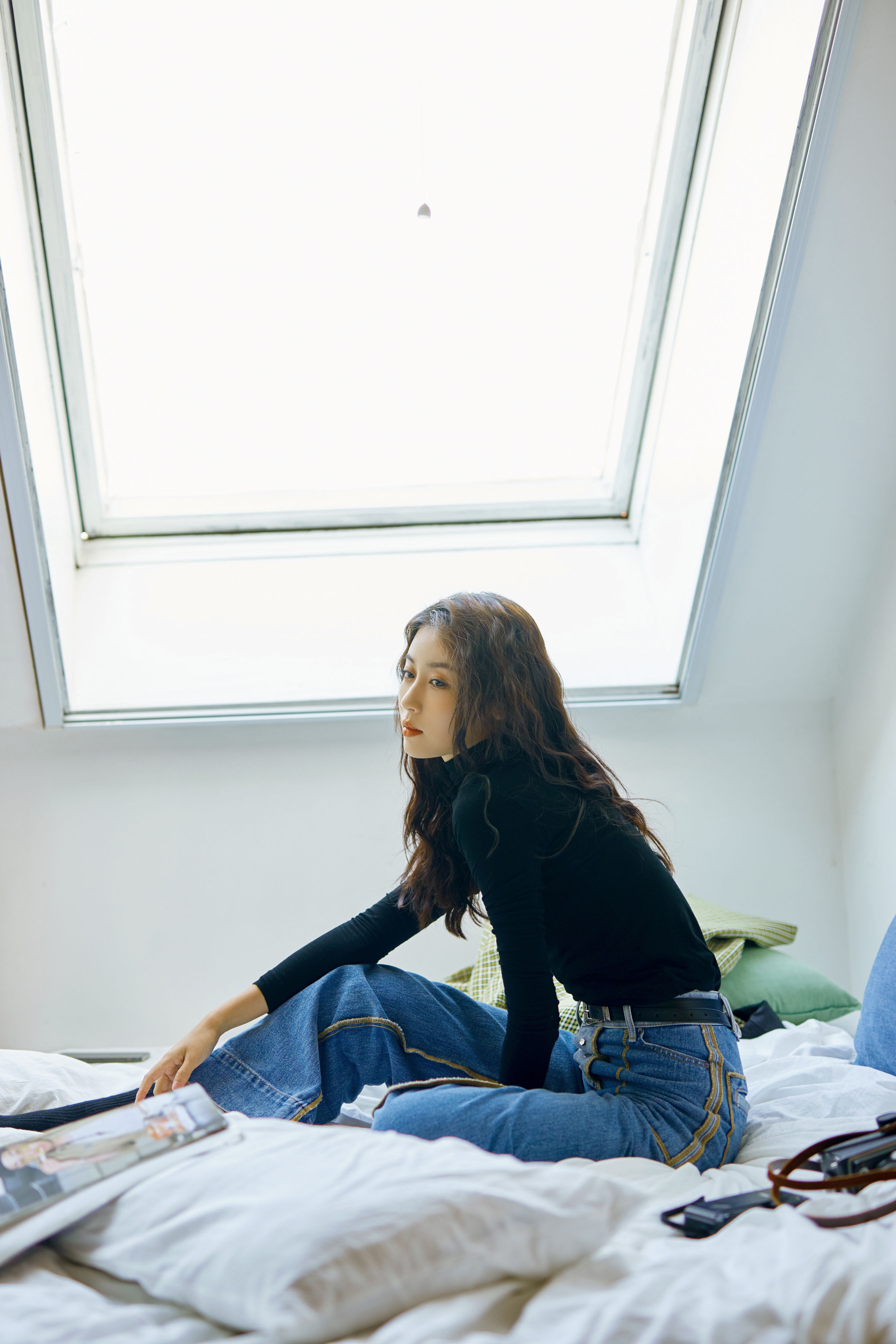 张雅卓港风写真曝光 尽现"战毒女孩"酷飒__凤凰网