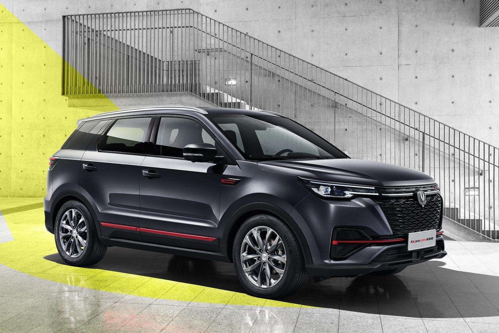 长安CS55 PLUS蓝鲸版到底有多“强”？值得买吗？给你分析一下