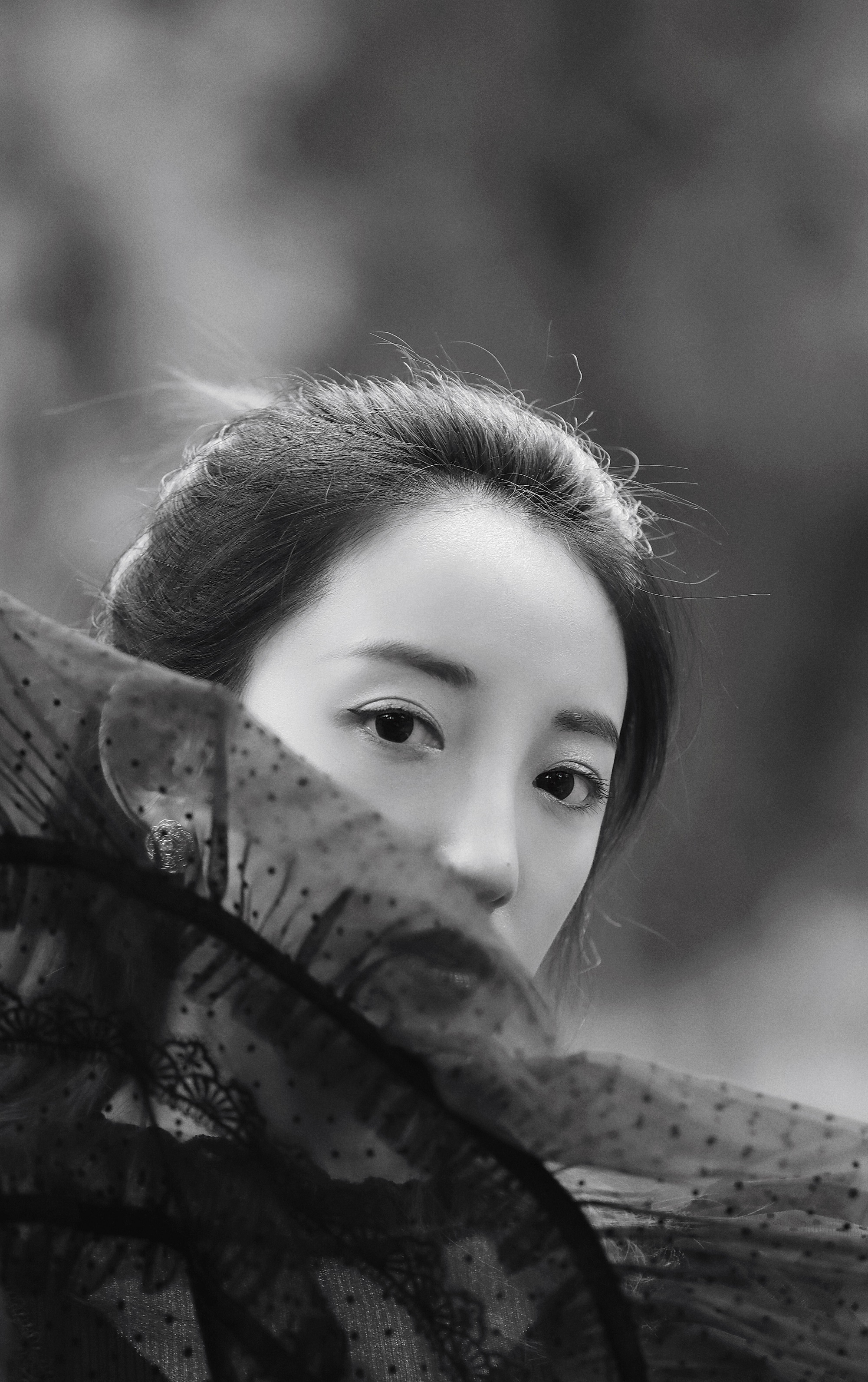 曲凌子生日写真释出 森系复古优雅文艺__凤凰网