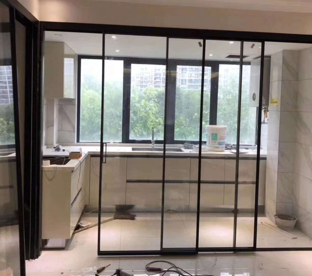 厨房推拉门_2020年黑色窄框门玻璃门厨房推拉门卫生间玻璃移门非标定制 - 阿里巴巴