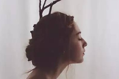 分裂症 ec29569bc5c2d451de92e828ce386a49e8f96b6c_size13_w400_h266.jpg