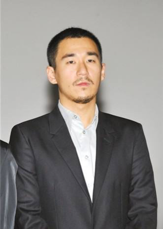 性贿赂老师、给张默戴绿帽、泼助理热粥,童谣居然能翻身?(上)_凤凰网