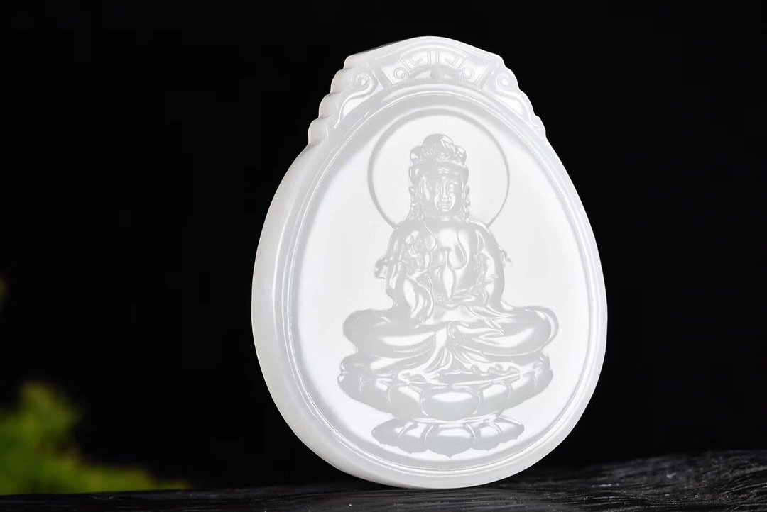 京白玉是什么玉?看看京白玉的价值如何(京白玉简介)