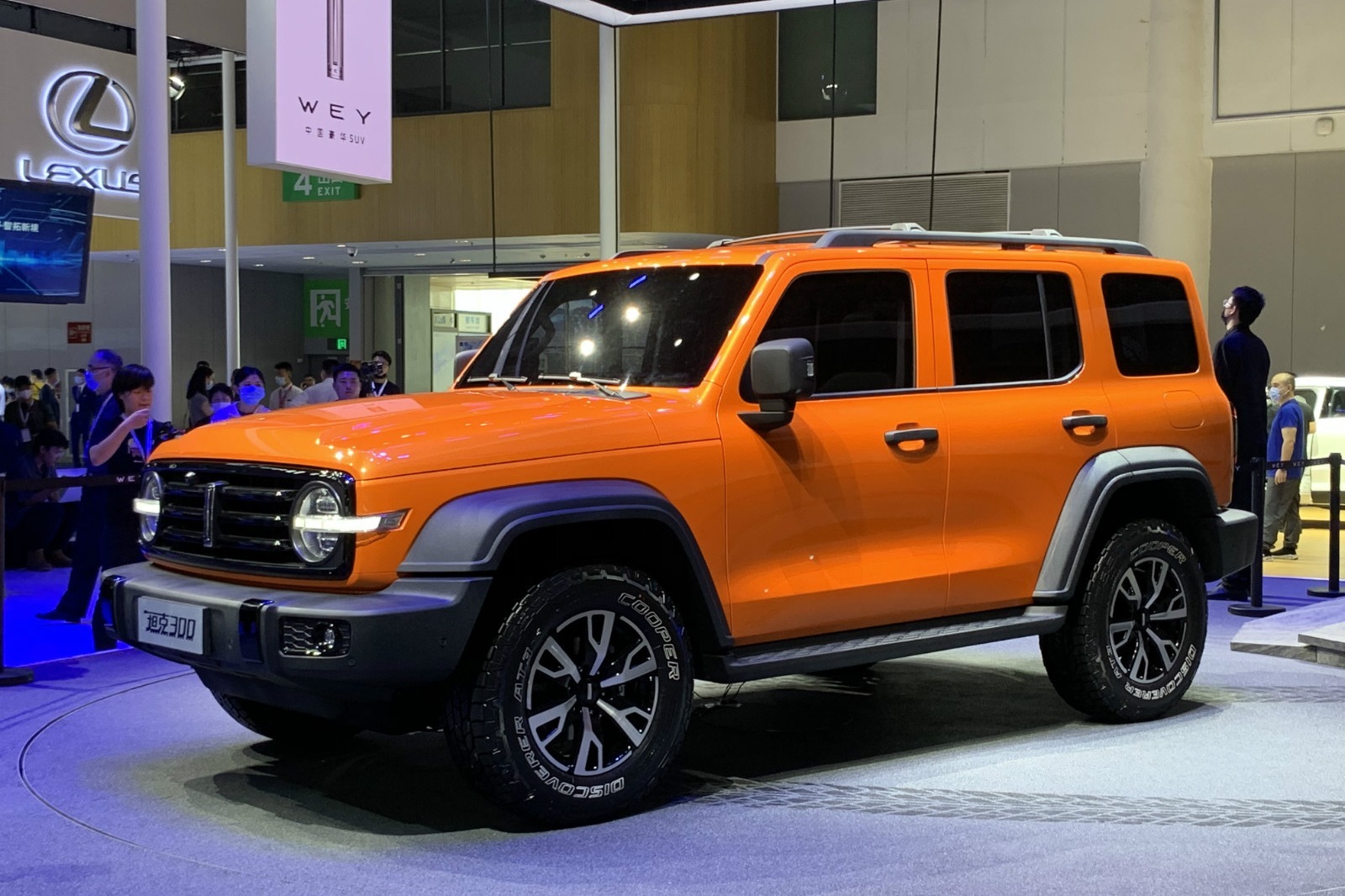 wey坦克300近距离围观实车外观360度的硬派