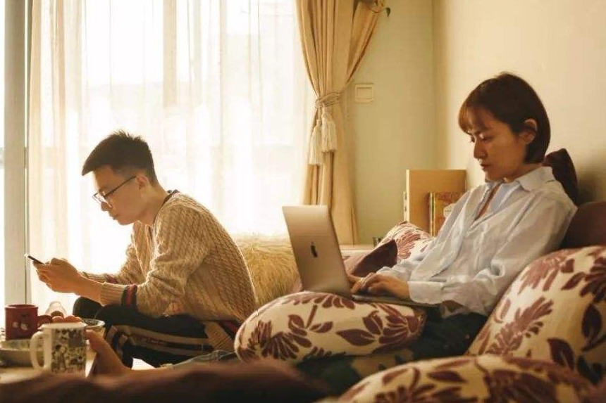 思文程璐脱离婚：从夫妻做回兄弟背后，藏着喜剧的忧伤