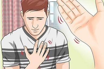 手抖对心理造成的伤害有多大？