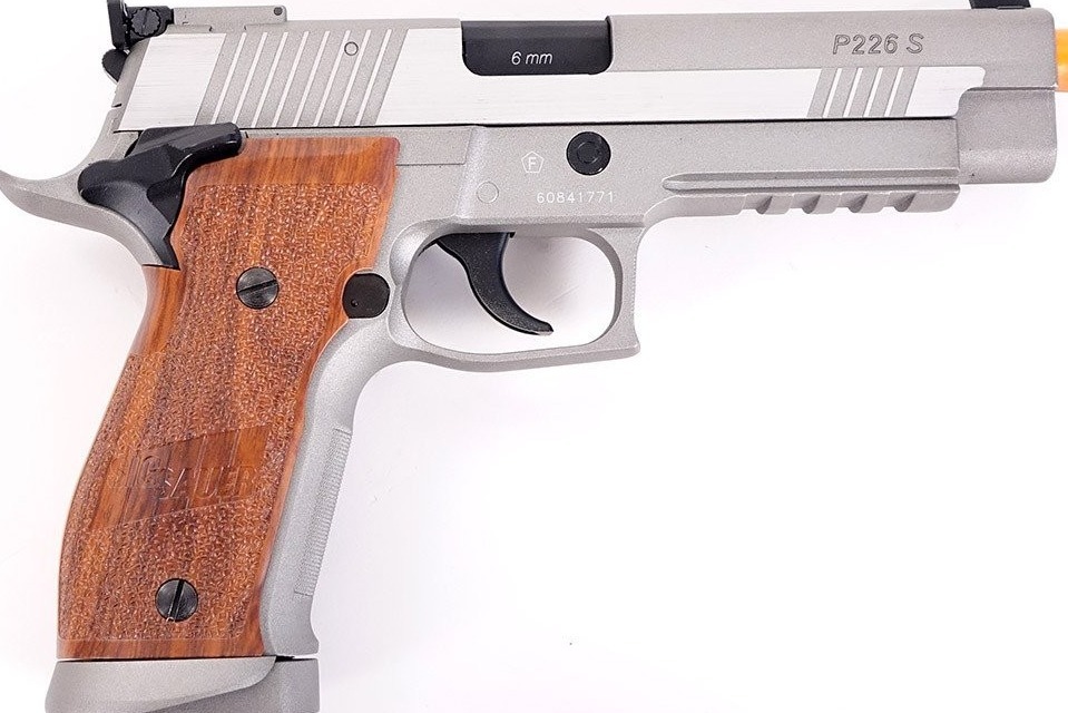 海外airsoft玩家【开箱】sig sauer x - five co2全金属玩具bb弹