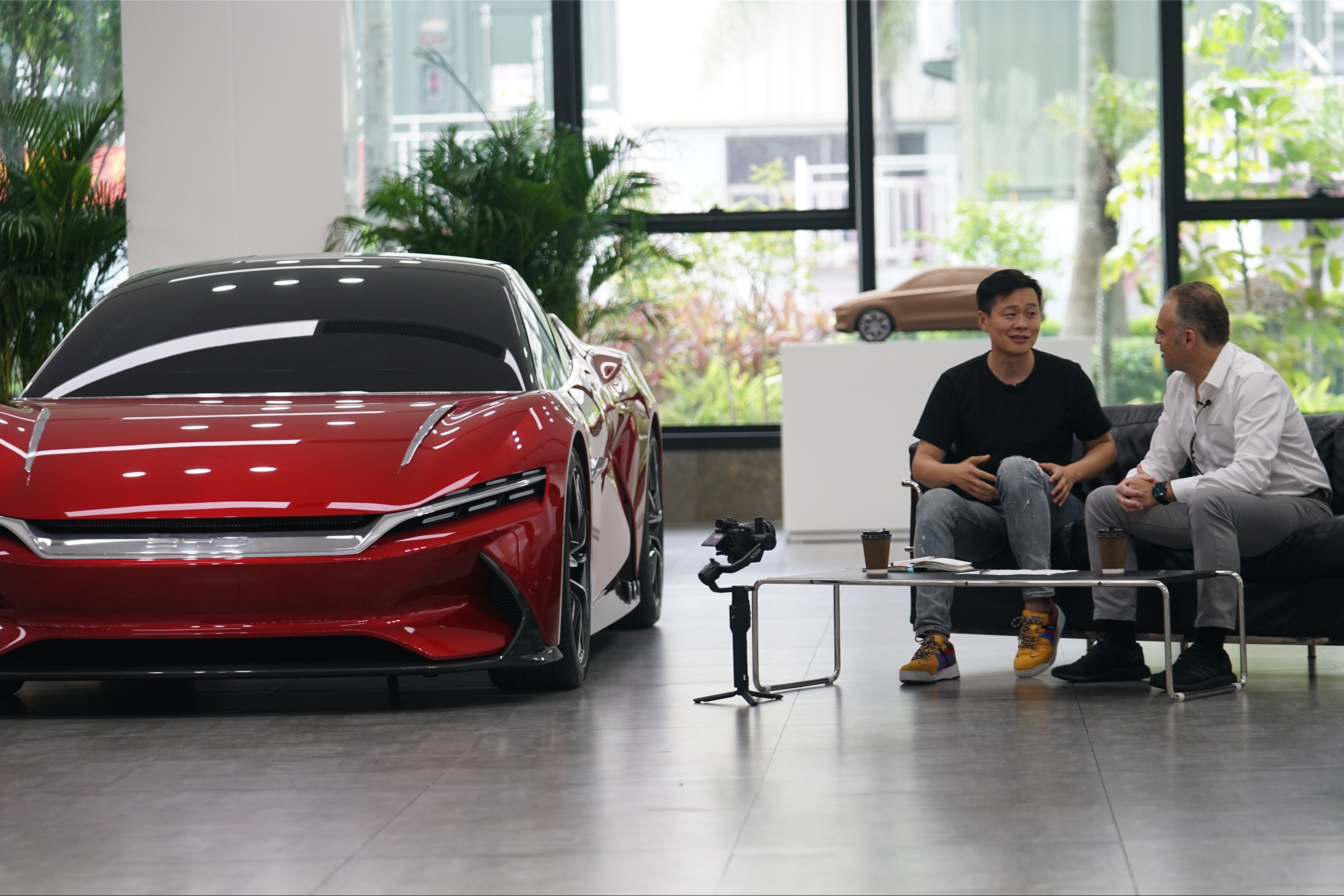 吴佩频道：米开勒大师为比亚迪带来的不仅仅是全新内饰设计